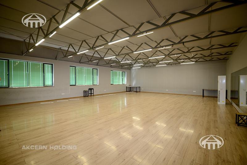 Գրասենյակ · 245 մ² · Շենգավիթ