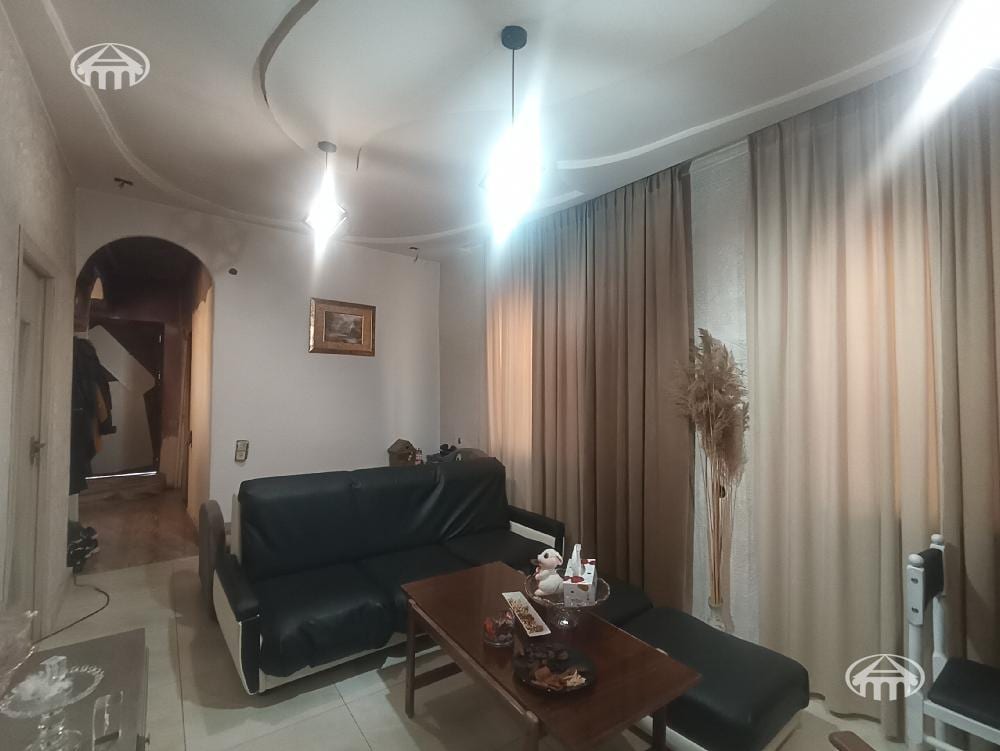 Особняк · 3 комн. · 57 м² · Кентрон