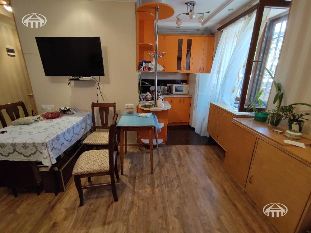 Apartment · 1 rooms · 39 m² · Arabkir
