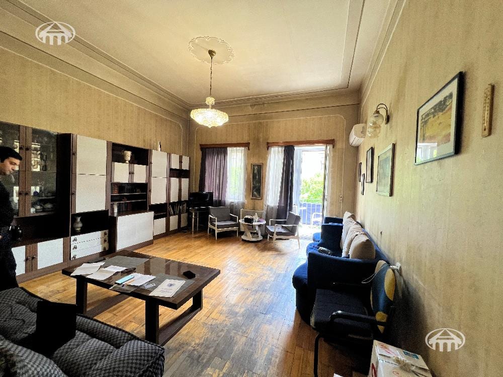 Apartment · 4 rooms · 119 m² · Kentron