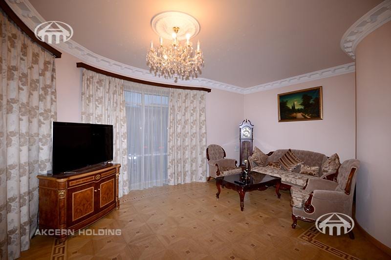 Apartment · 4 rooms · 135 m² · Arabkir