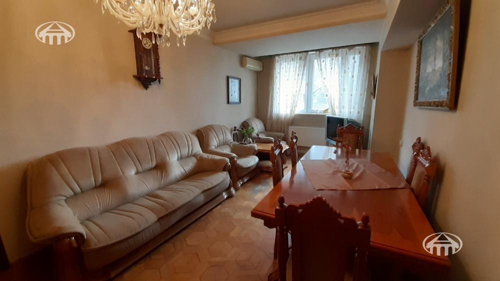 Բնակարան · 2 սեն. · 59 մ² · Կենտրոն