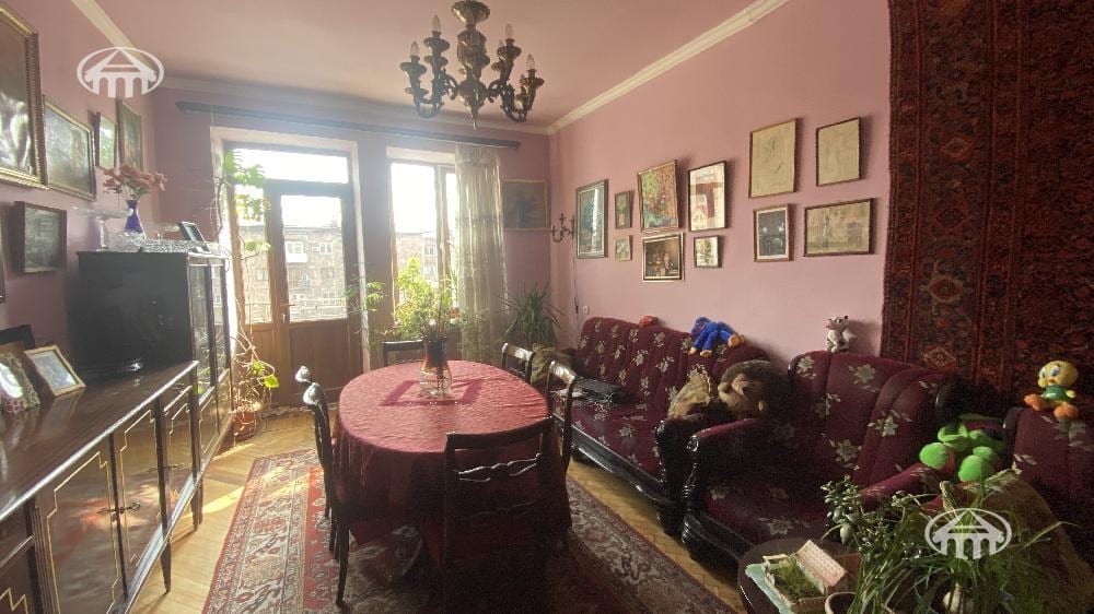 Квартира · 3 комн. · 87 м² · Арабкир