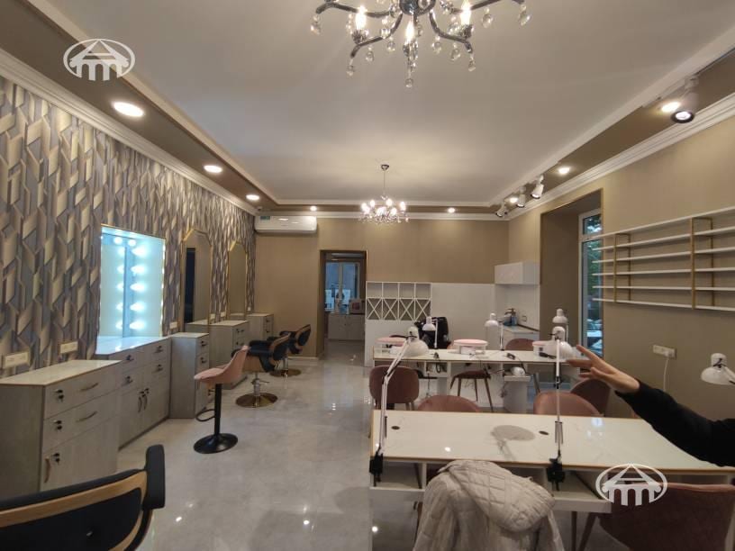 Salon · 65 m² · Kentron