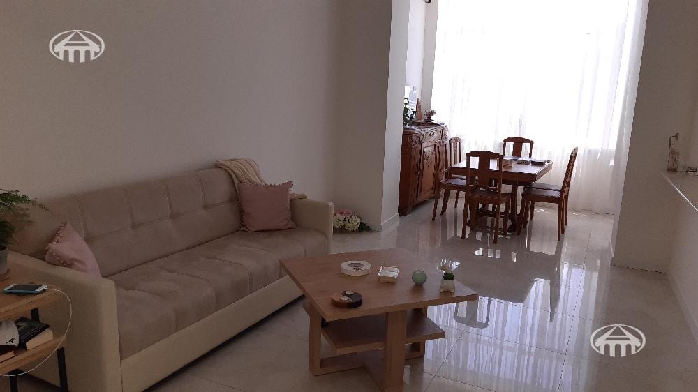 Apartment · 2 rooms · 68 m² · Kentron