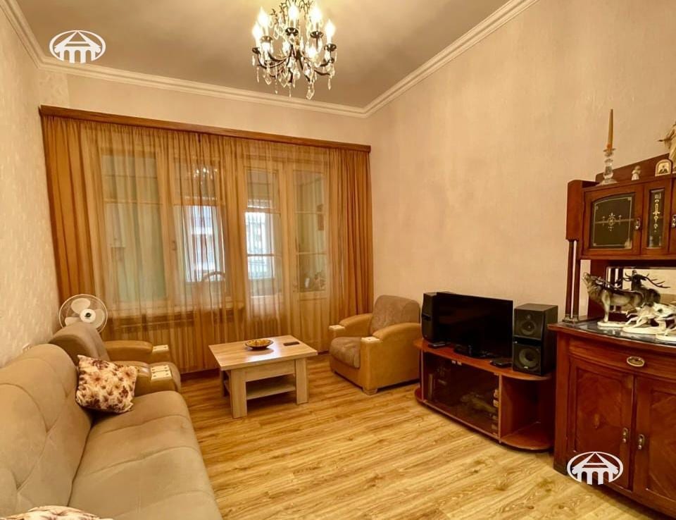 Квартира · 2 комн. · 63 м² · Кентрон