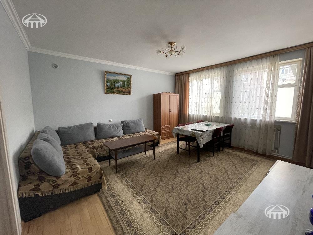 Квартира · 3 комн. · 60 м² · Арабкир