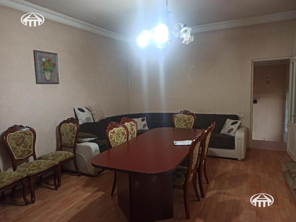Apartment · 3 rooms · 102 m² · Arabkir