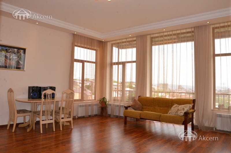 Квартира · 4 комн. · 155 м² · Арабкир