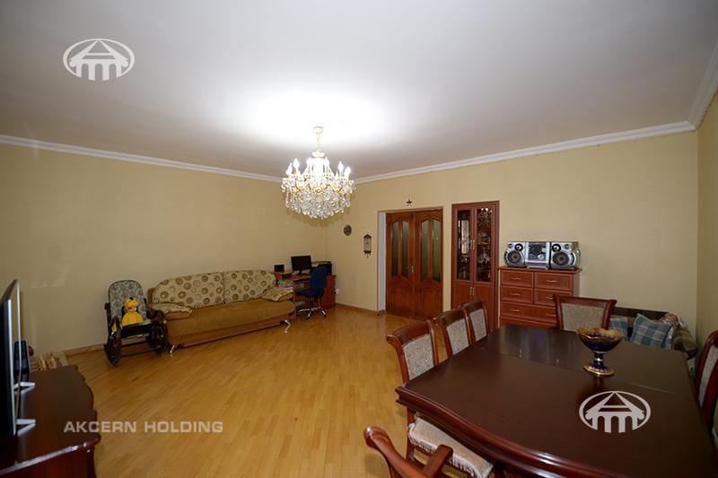 Квартира · 3 комн. · 76 м² · Арабкир