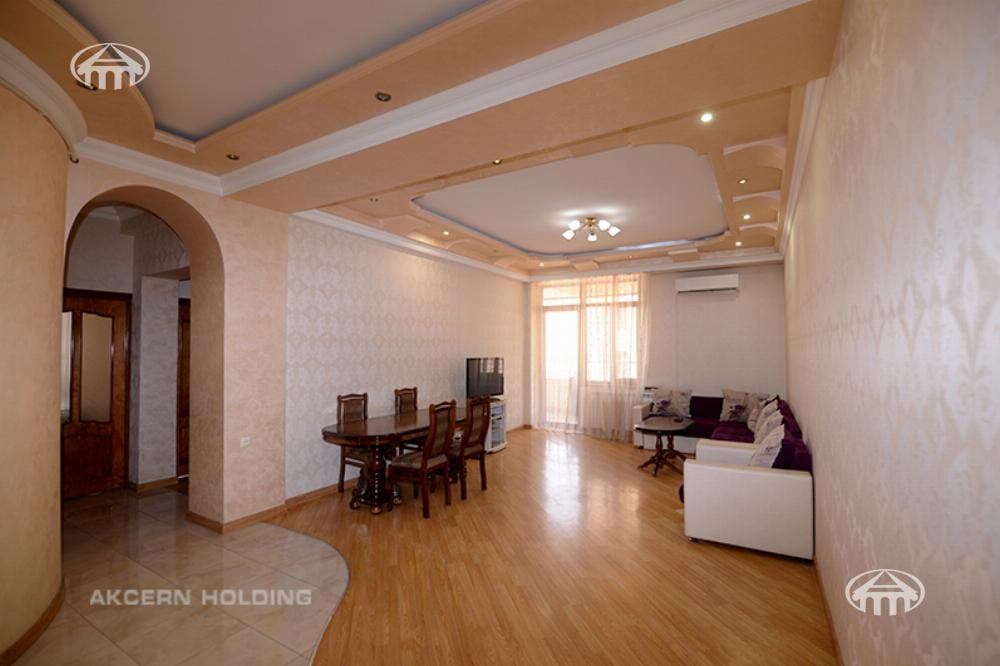 Квартира · 3 комн. · 120 м² · Кентрон