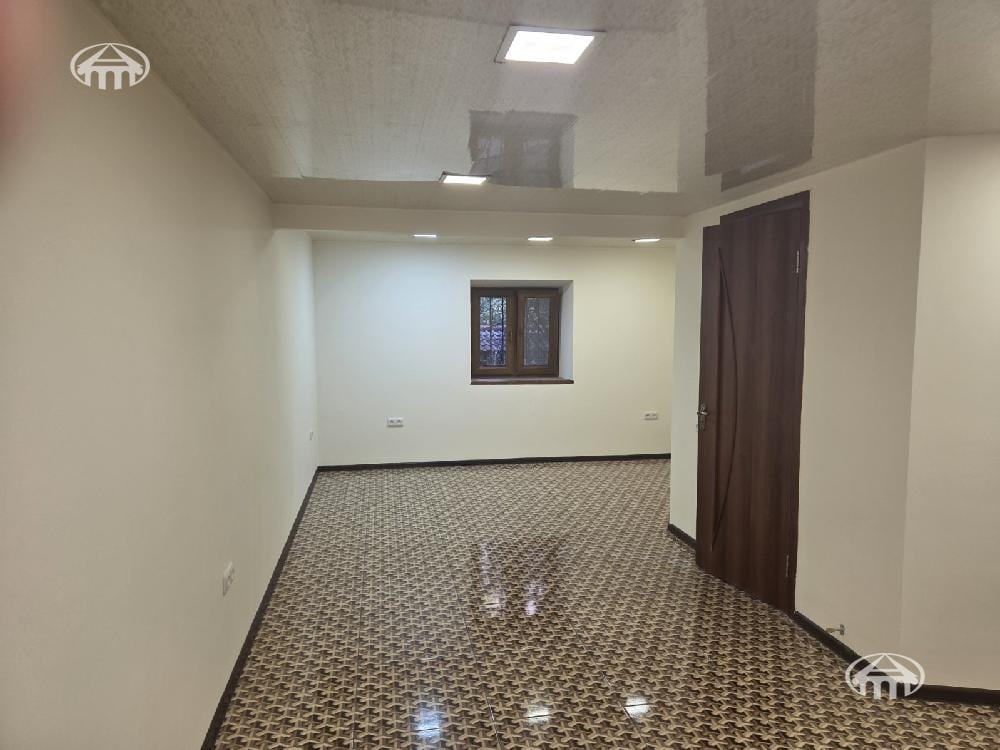 Офис · 30 м² · Кентрон