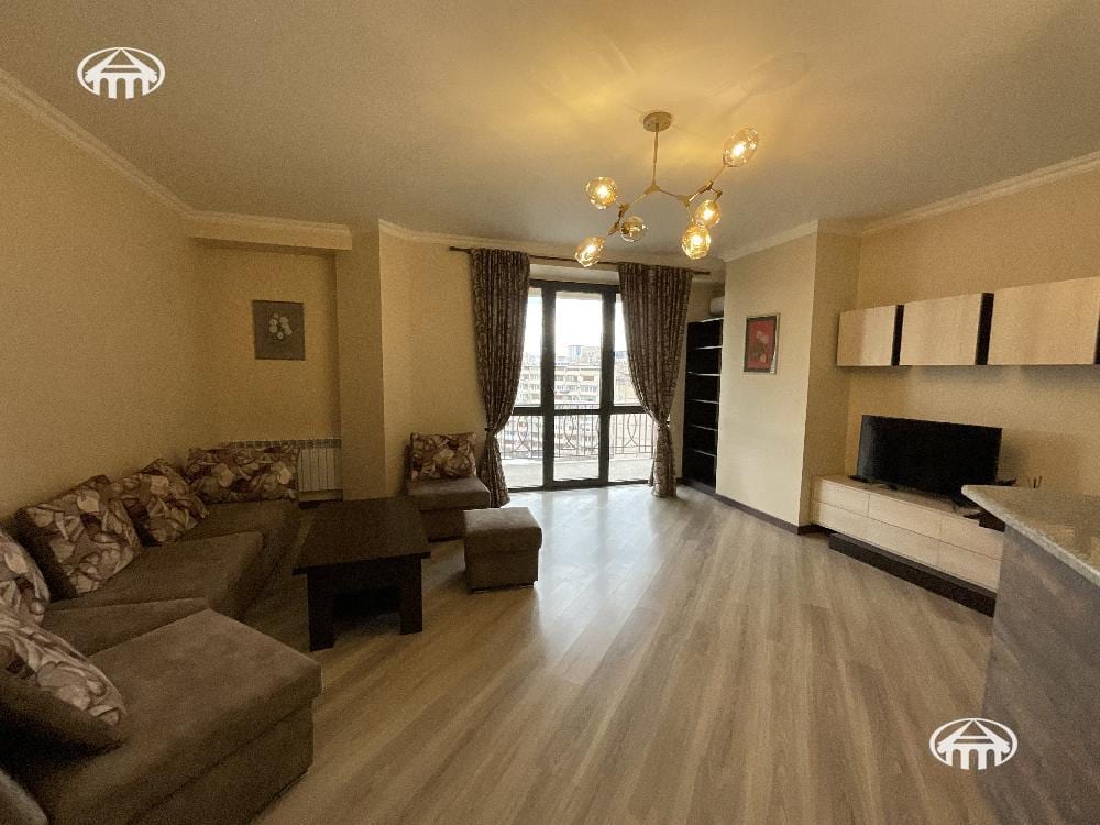 Квартира · 2 комн. · 67 м² · Давташен
