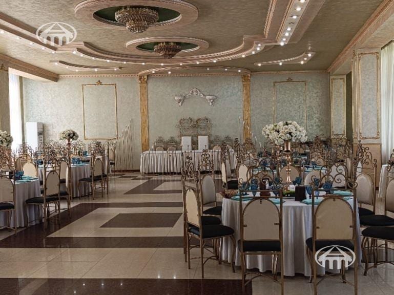 Ռեստորան · 532 մ² · Ավան