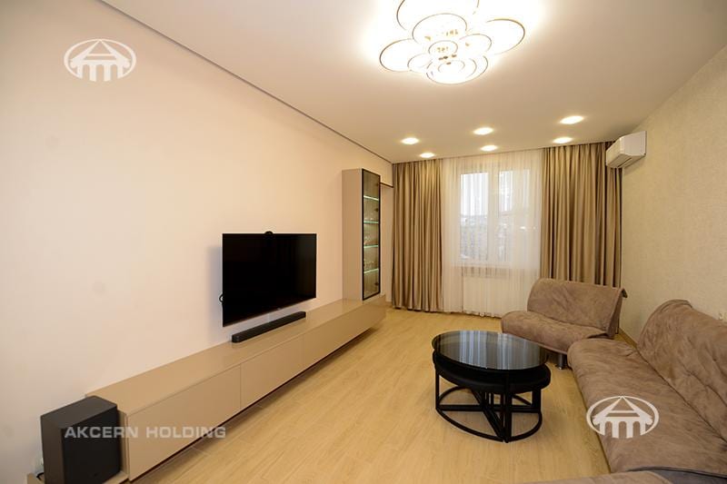 Квартира · 2 комн. · 65 м² · Кентрон