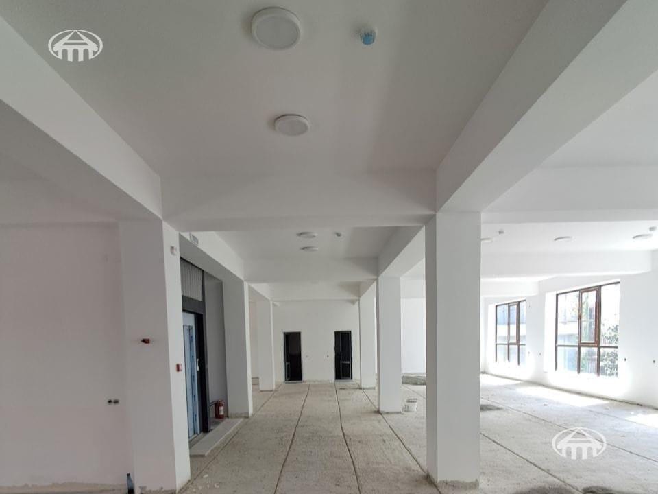 Office · 1,600 m² · Davtashen