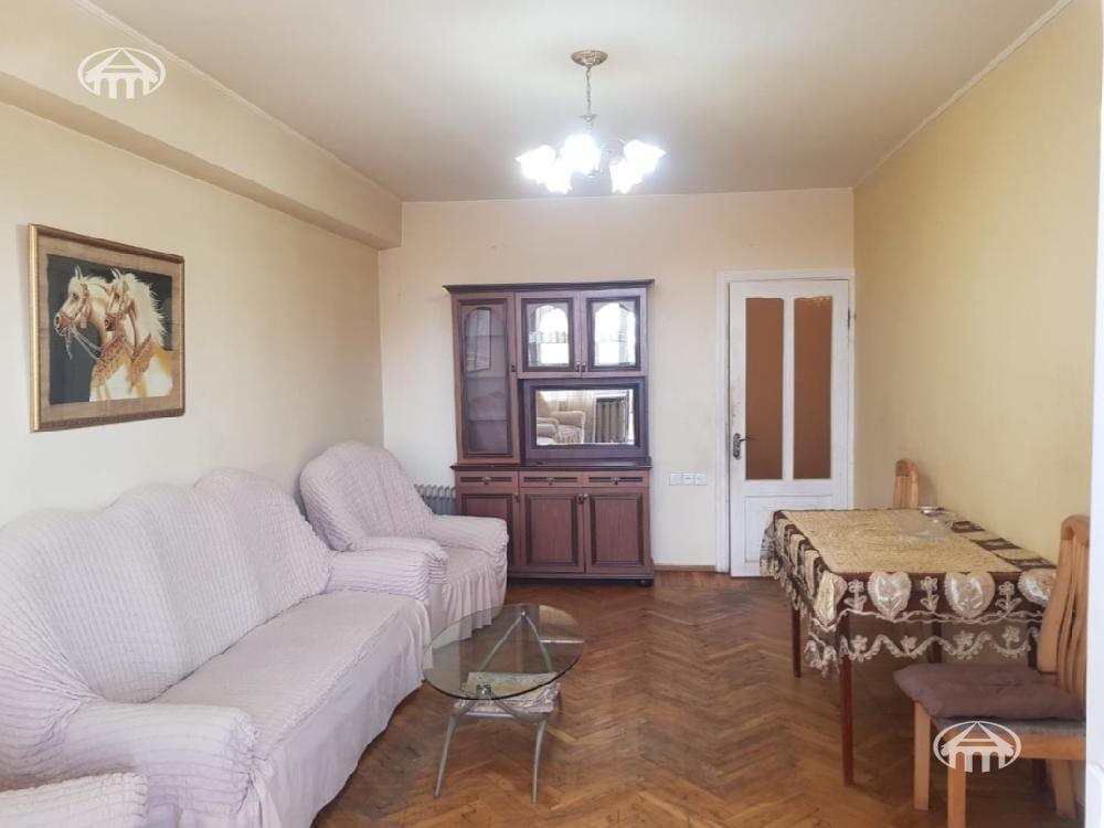 Apartment · 2 rooms · 60 m² · Kentron