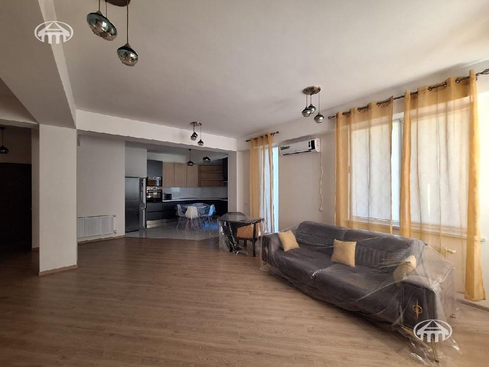 Квартира · 4 комн. · 106 м² · Нор-Норк