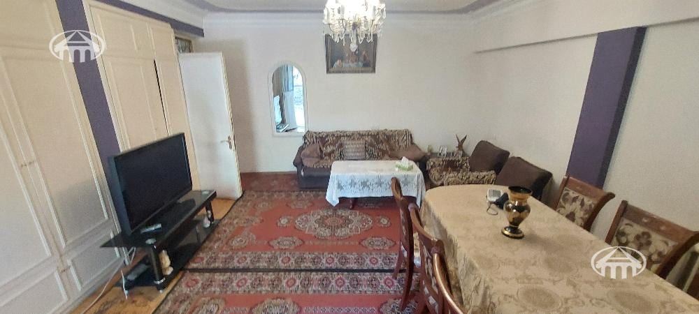 House · 5 rooms · 250 m² · Kanaker-Zeytun