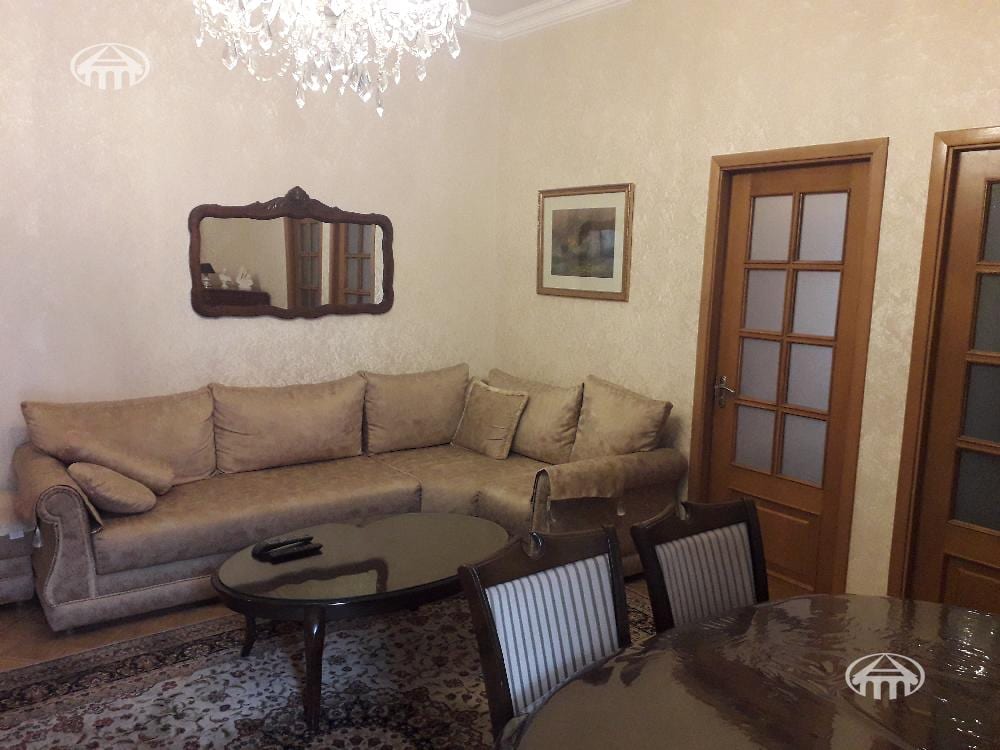 Квартира · 2 комн. · 57 м² · Арабкир