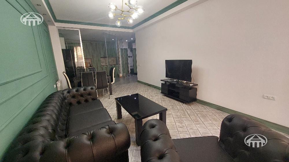 Квартира · 2 комн. · 70 м² · Кентрон