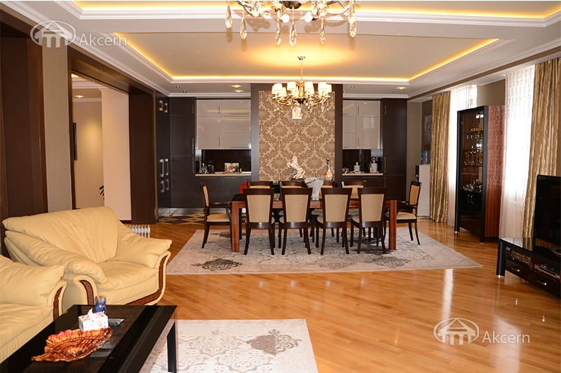 Квартира · 4 комн. · 276 м² · Арабкир