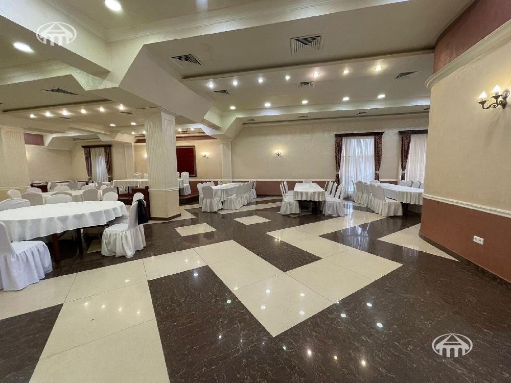 Ресторан · 1 726 м² · Малатия-Себастия