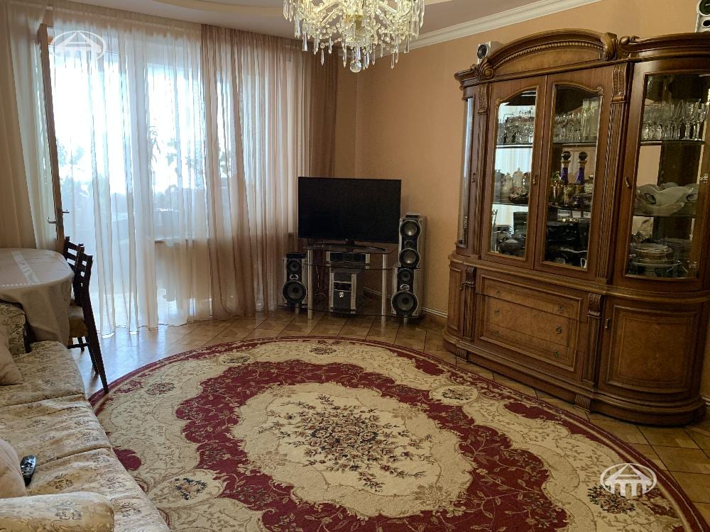 Квартира · 4 комн. · 110 м² · Арабкир
