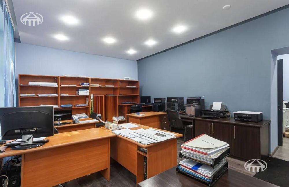 Բնակարան · 3 սեն. · 72 մ² · Կենտրոն