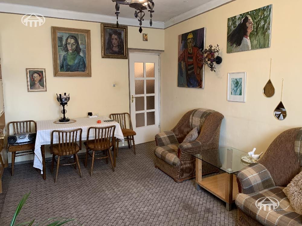 Apartment · 2 rooms · 103 m² · Kentron