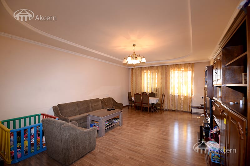 Mansion · 3 rooms · 160 m² · Nork-Marash