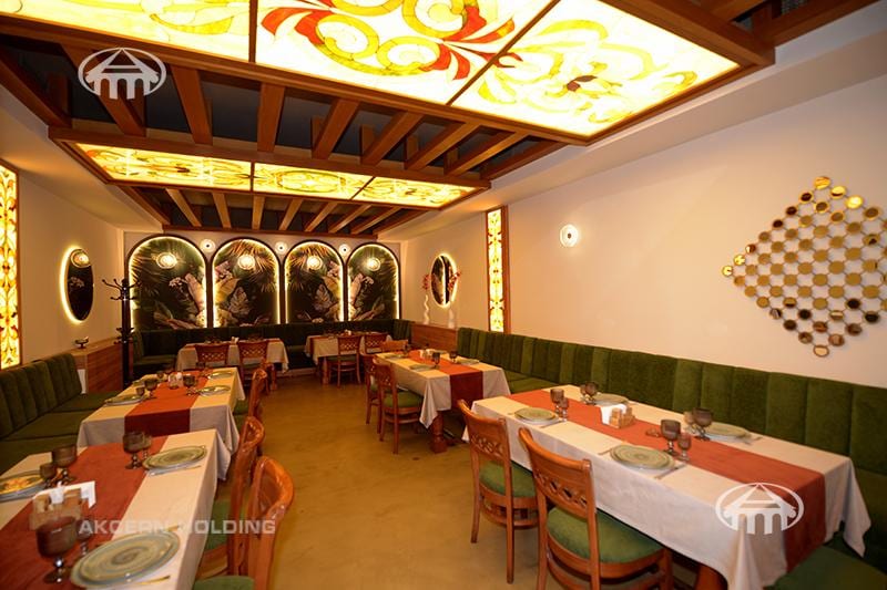 Restaurant · 497 m² · Kentron