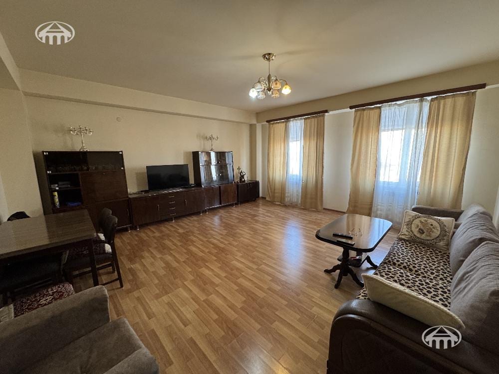 Apartment · 2 rooms · 70 m² · Ajapnyak