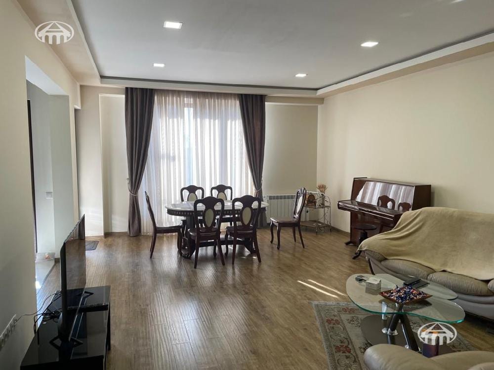 Квартира · 4 комн. · 169 м² · Арабкир