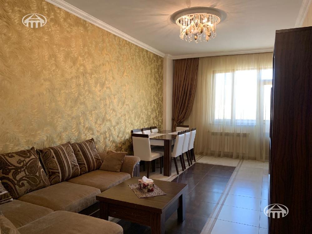 Apartment · 3 rooms · 97 m² · Kentron