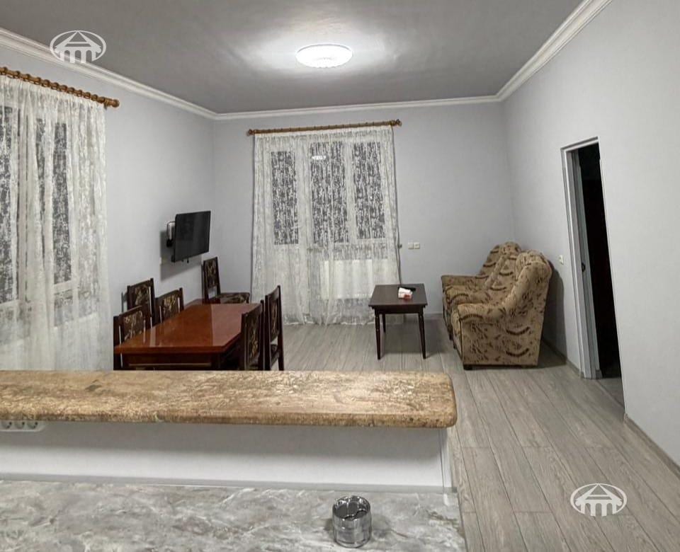 Квартира · 3 комн. · 70 м² · Арабкир