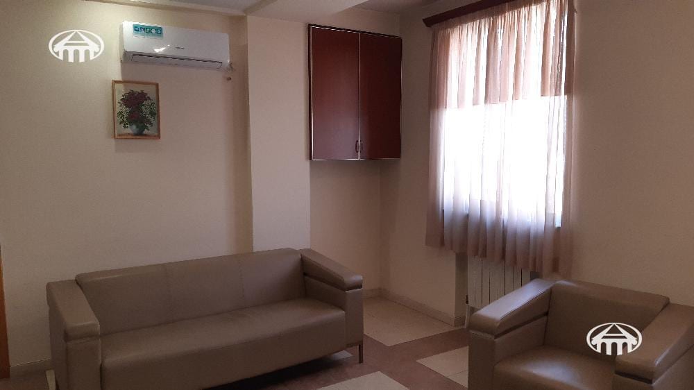 Квартира · 2 комн. · 65 м² · Кентрон