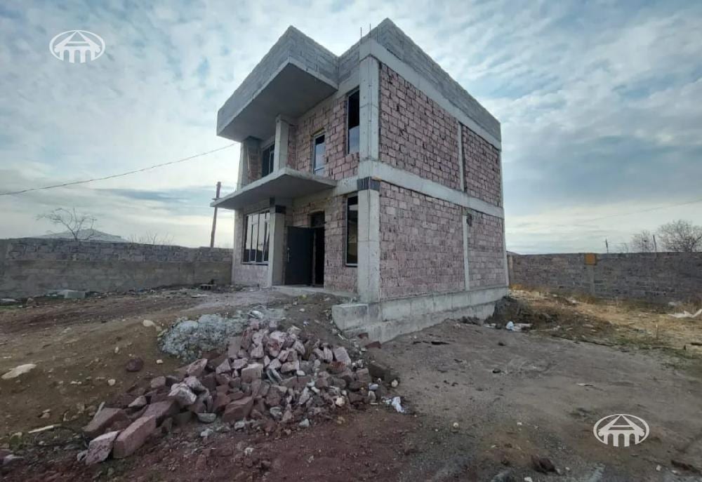 Առանձնատուն · 4 սեն. · 135 մ² · Պռոշյան