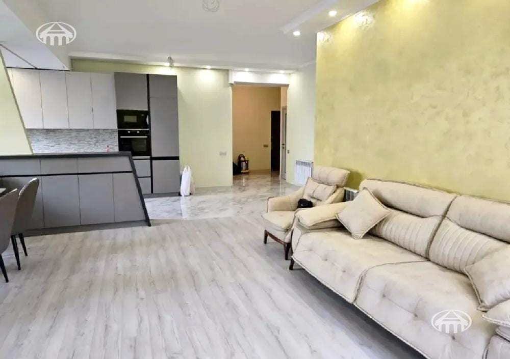 Квартира · 3 комн. · 96 м² · Арабкир