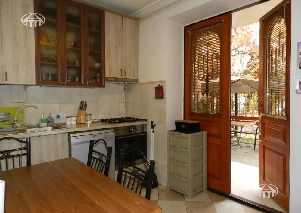 Apartment · 3 rooms · 74 m² · Arabkir