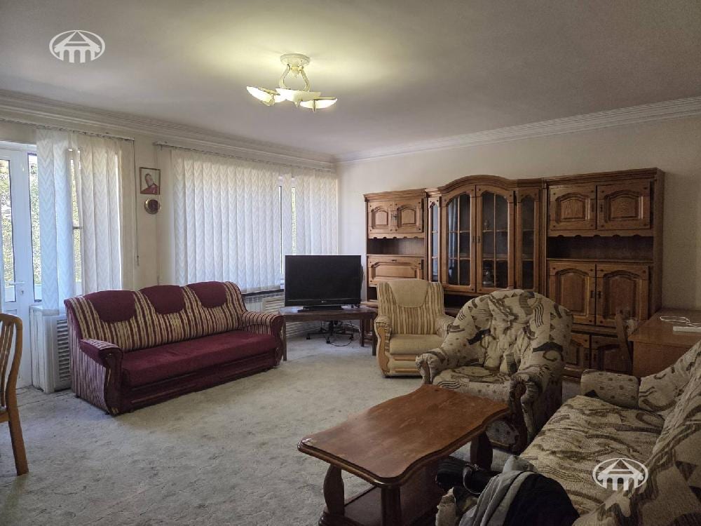 Apartment · 2 rooms · 74 m² · Kentron