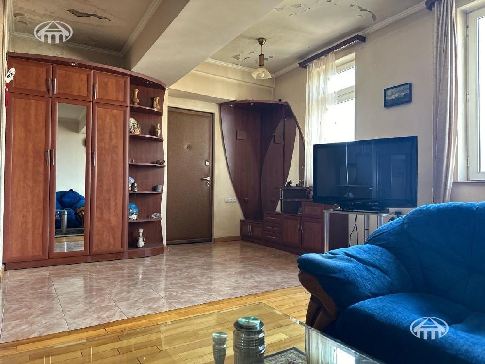 Apartment · 3 rooms · 73 m² · Arabkir