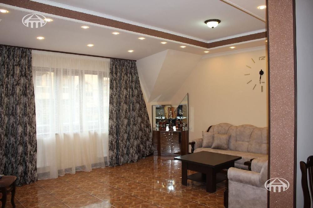 House · 5 rooms · 120 m² · Kanaker-Zeytun