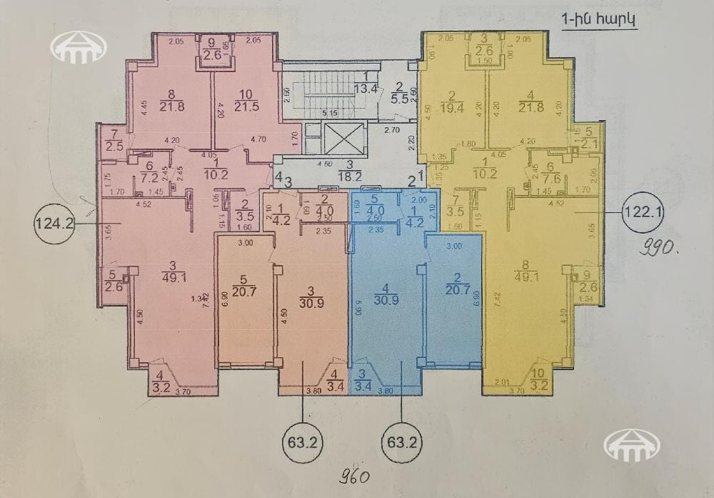 Квартира · 3 комн. · 122 м² · Кентрон