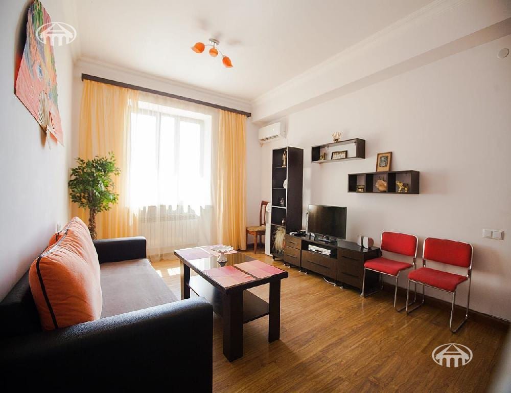 Квартира · 2 комн. · 51 м² · Кентрон