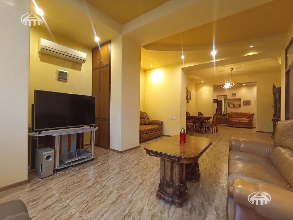 Apartment · 2 rooms · 101 m² · Kentron