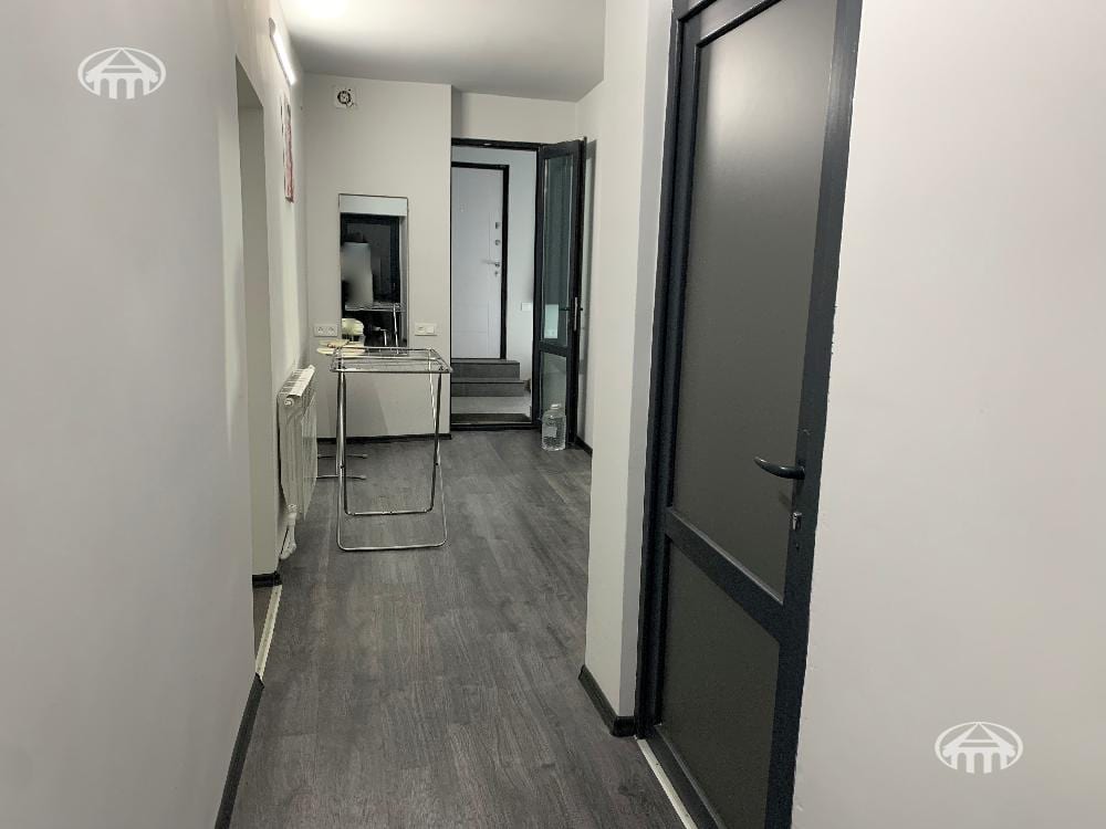 Office · 107 m² · Arabkir