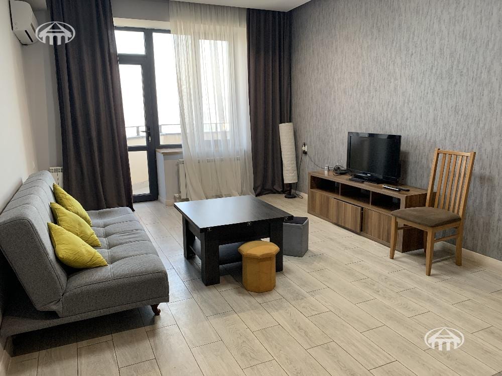 Квартира · 2 комн. · 55 м² · Кентрон