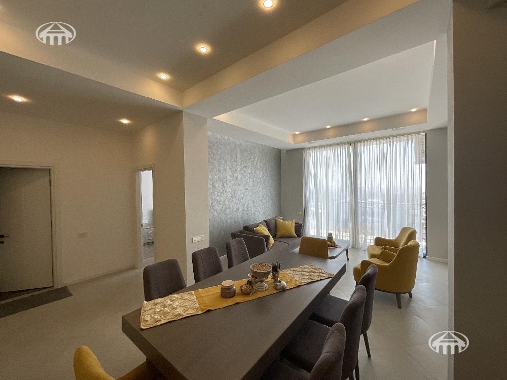 Квартира · 3 комн. · 70 м² · Арабкир