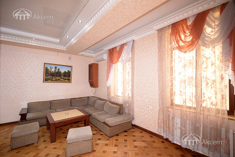 Apartment · 2 rooms · 55 m² · Kentron